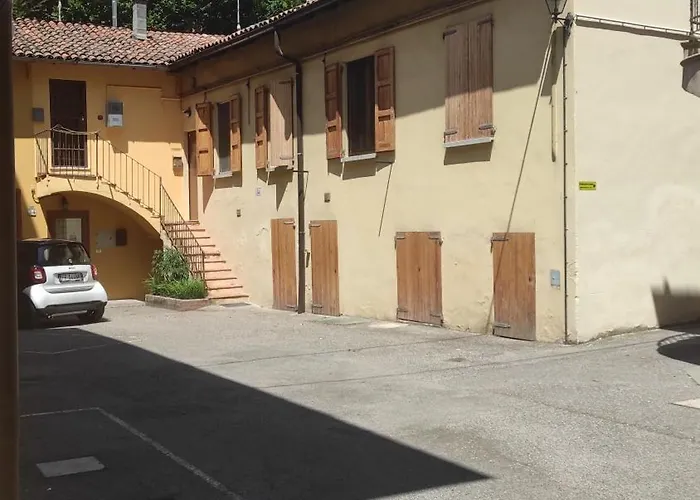 Borghetto 36 * بولونيا